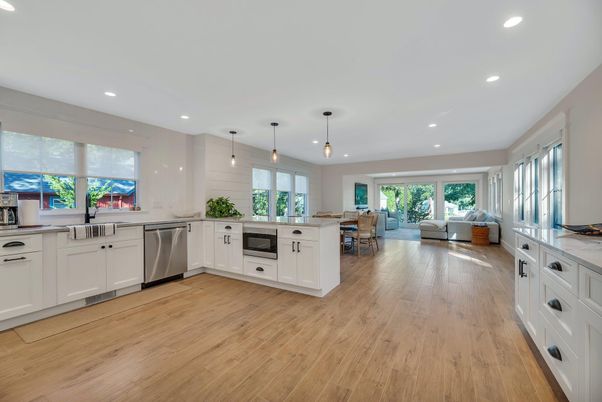 Dining room, Interior, Kitchen, Living room, Pendant Lights, Recessed Lighting, Stainless Steel Appliances, Wood Texture Flooring