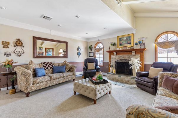 Fireplace, Interior, Living room, Recessed Lighting