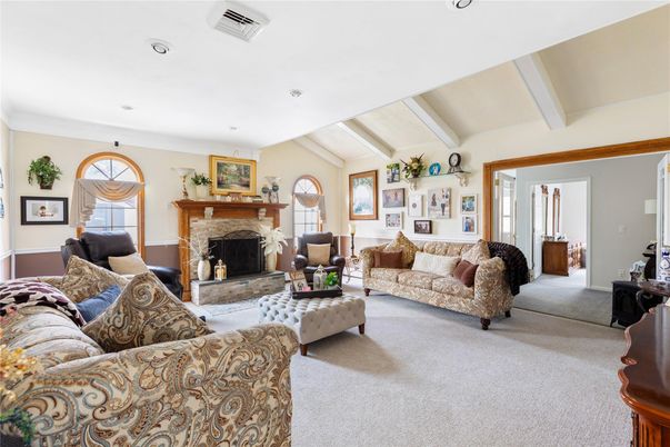 Fireplace, Interior, Living room, Recessed Lighting