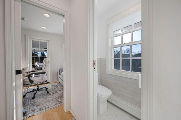 Bathroom, Home Office, Interior, Recessed Lighting, Wood Texture Flooring