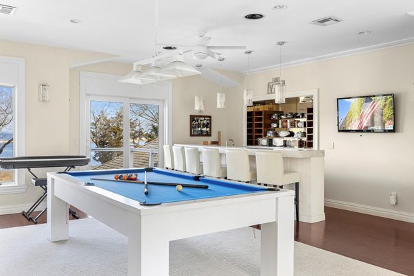 Billiard Table, Game Room, Interior, Pendant Lights, Recessed Lighting, Wood Texture Flooring