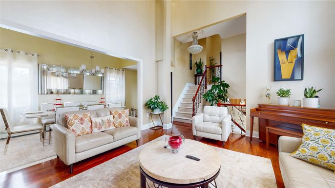 Dining room, Interior, Living room, Pendant Lights, Piano, Wood Texture Flooring