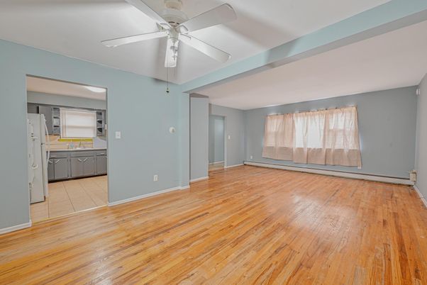 Empty room, Interior, Kitchen, Wood Texture Flooring