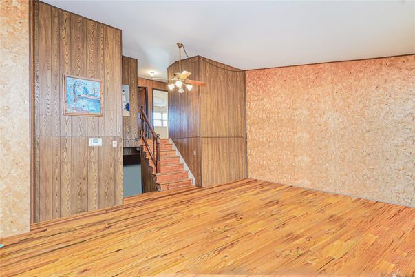 Empty room, Interior, Wood Texture Flooring, Wooden Walls
