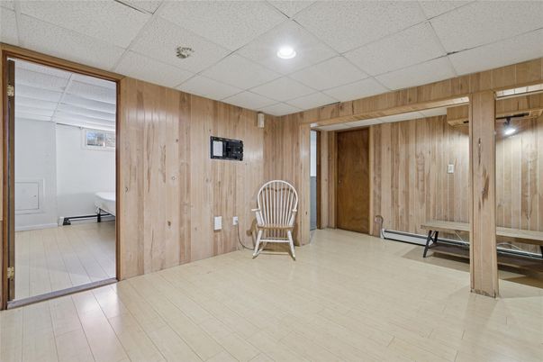 Empty room, Interior, Recessed Lighting, Wood Texture Flooring, Wooden Walls