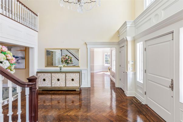 Chandelier, Interior, Wood Texture Flooring
