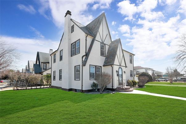 Backyard, Exterior, Facade, Tudor Revival