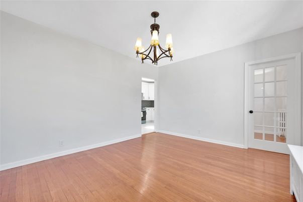 Chandelier, Empty room, Interior, Wood Texture Flooring