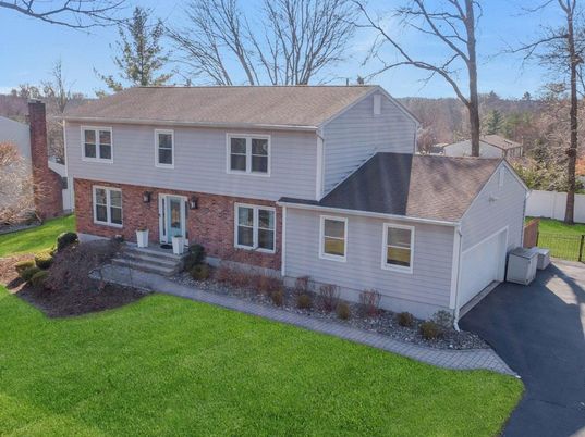 Exterior, Facade, Brick Facade, Split Level