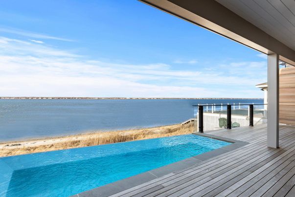 Exterior, Lake, Pool, Water
