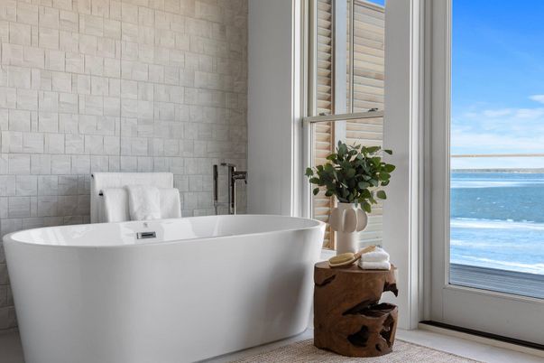 Bathroom, Free Standing Baths, Interior, Water