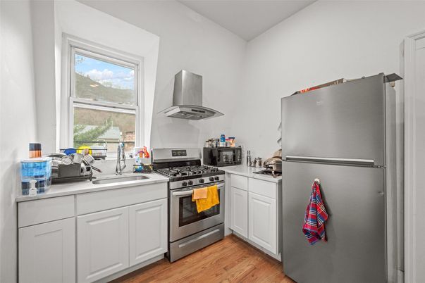 Interior, Kitchen, Stainless Steel Appliances, Wood Texture Flooring