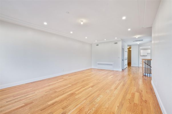 Empty room, Interior, Recessed Lighting, Wood Texture Flooring