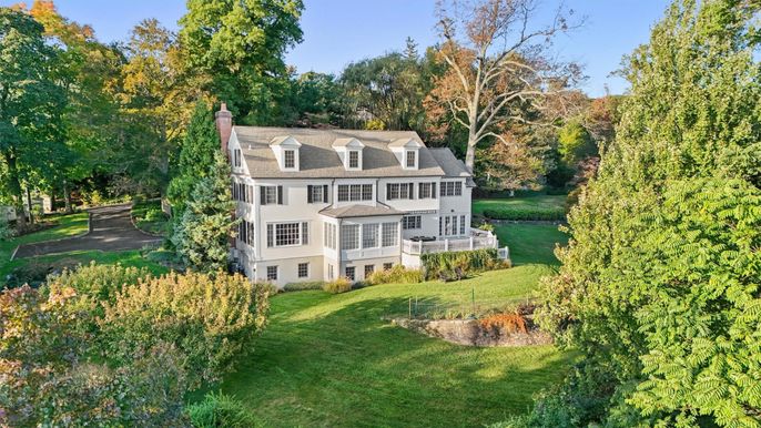 Backyard, Exterior, Facade, Georgian