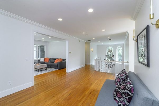 Chandelier, Interior, Living room, Recessed Lighting, Wood Texture Flooring