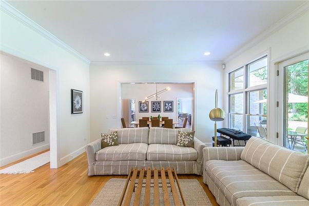 Dining room, Interior, Living room, Recessed Lighting, Wood Texture Flooring