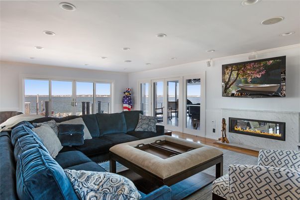 Fireplace, Interior, Living room, Recessed Lighting, Water