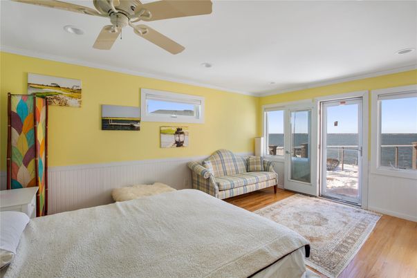 Bedroom, Interior, Water, Wood Texture Flooring