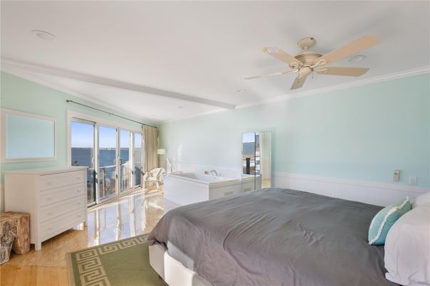 Bedroom, Interior, Water