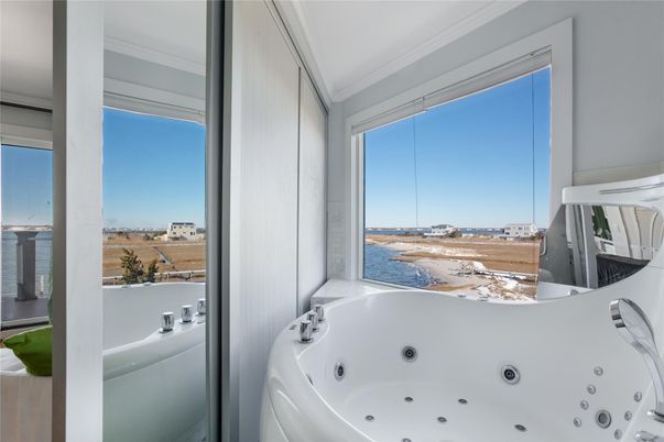 Bathroom, Hot Tub, Interior, Water