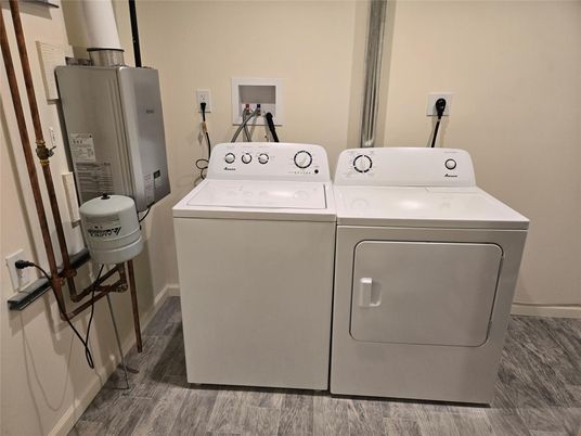 Interior, Utility Closets, Washer