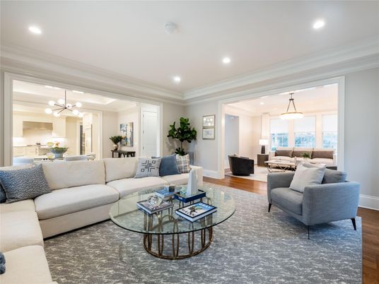 Dining room, Interior, Living room, Pendant Lights, Recessed Lighting, Wood Texture Flooring