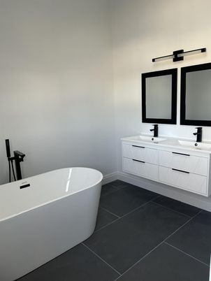 Bathroom, Dual Sink Vanities, Free Standing Baths, Interior