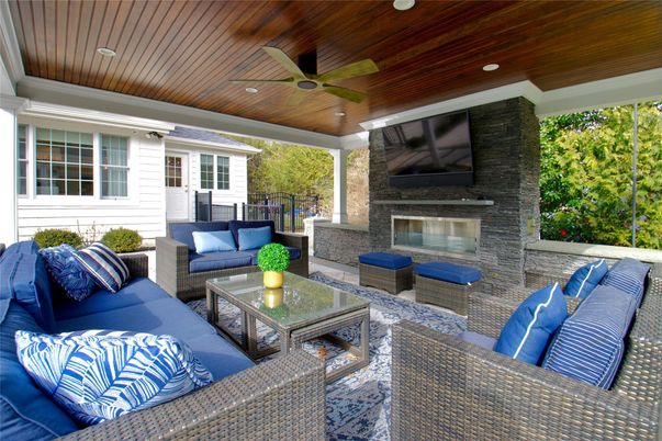 Exterior, Fireplace