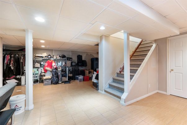 Interior, Recessed Lighting, Walk-in Closets