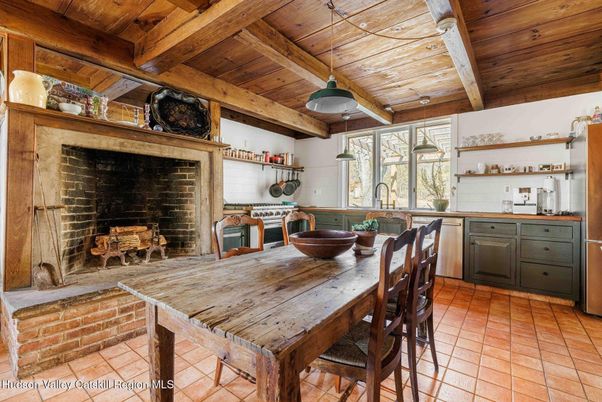 Dining room, Interior, Kitchen, Pendant Lights, Wooden Beams, Wooden Ceilings