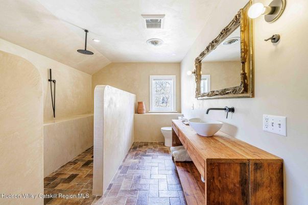 Bathroom, Dual Sink Vanities, Free Standing Baths, Interior, Recessed Lighting