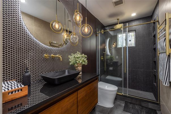 Bathroom, Glass Shower, Interior, Pendant Lights, Recessed Lighting
