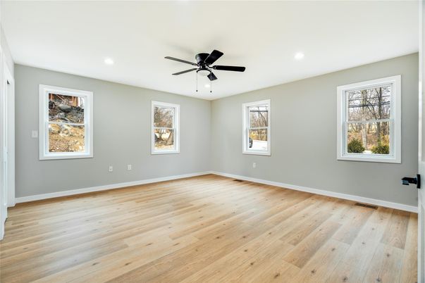 Empty room, Interior, Recessed Lighting, Wood Texture Flooring