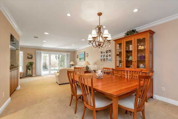 Chandelier, Dining room, Interior, Living room, Recessed Lighting