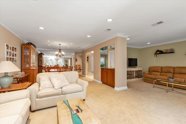 Chandelier, Dining room, Interior, Living room, Recessed Lighting