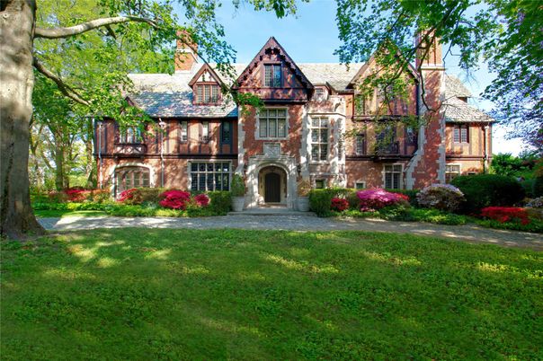 Backyard, Exterior, Facade, Brick Facade, Tudor Revival