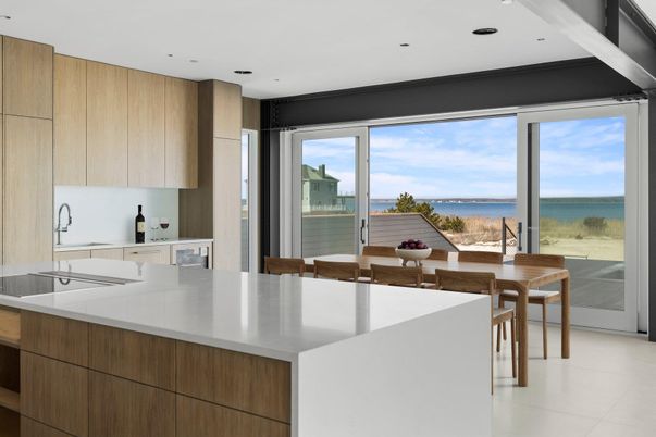 Dining room, Interior, Kitchen, Recessed Lighting, Water