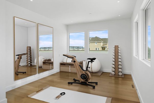 Fitness Equipment, Interior, Recessed Lighting, Wood Texture Flooring