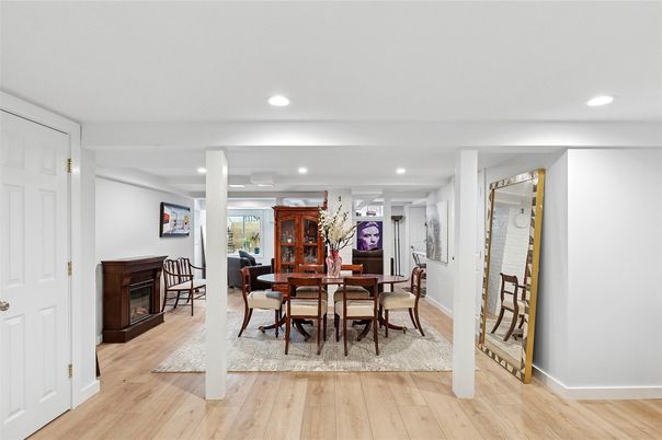 Dining room, Fireplace, Interior, Recessed Lighting, Wood Texture Flooring