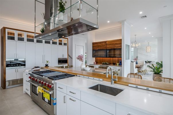 Interior, Kitchen, Pendant Lights, Recessed Lighting, Stainless Steel Appliances