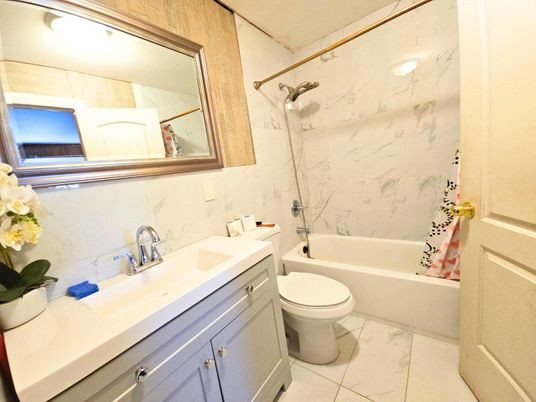 Bathroom, Interior, Marble Walls