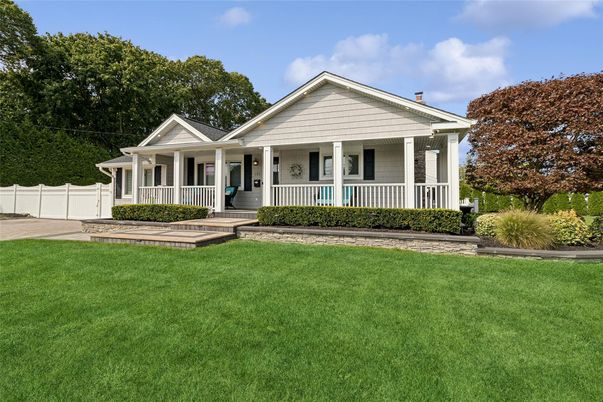 Backyard, Exterior, Facade, Farmhouse