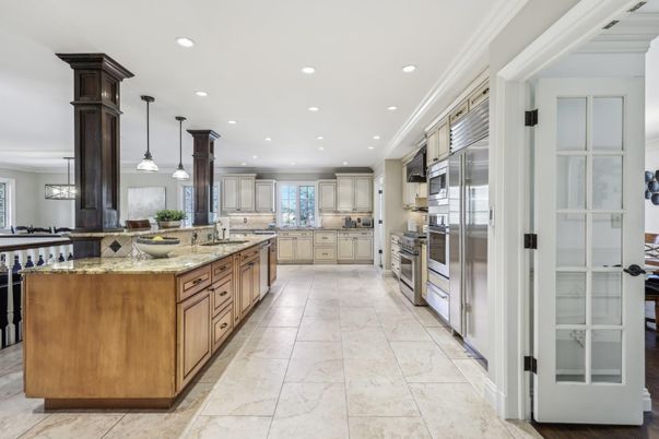 Interior, Kitchen, Pendant Lights, Recessed Lighting, Stainless Steel Appliances