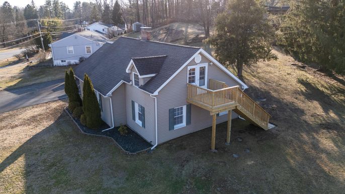 Exterior, Drone