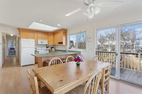 Dining room, Interior, Kitchen, Recessed Lighting, Wood Texture Flooring