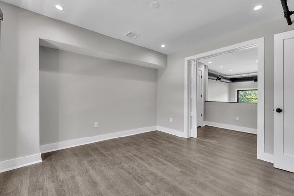 Empty room, Interior, Recessed Lighting, Wood Texture Flooring