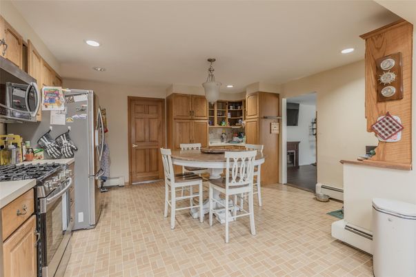 Dining room, Interior, Kitchen, Pendant Lights, Recessed Lighting