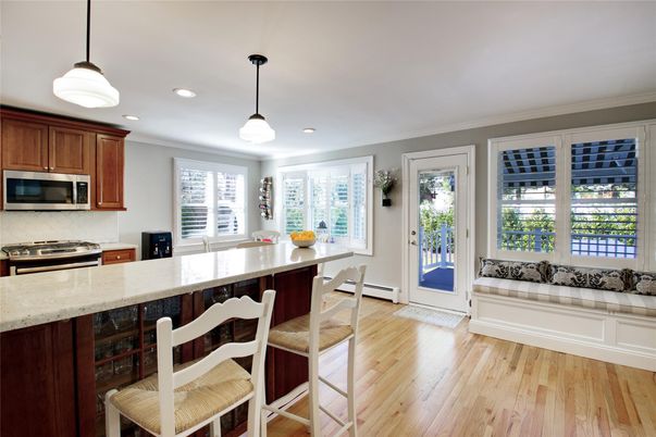 Dining room, Interior, Kitchen, Pendant Lights, Recessed Lighting, Wood Texture Flooring