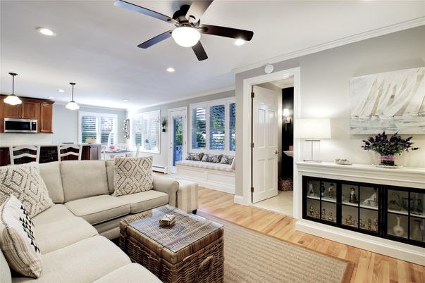 Dining room, Interior, Kitchen, Living room, Pendant Lights, Recessed Lighting, Wood Texture Flooring