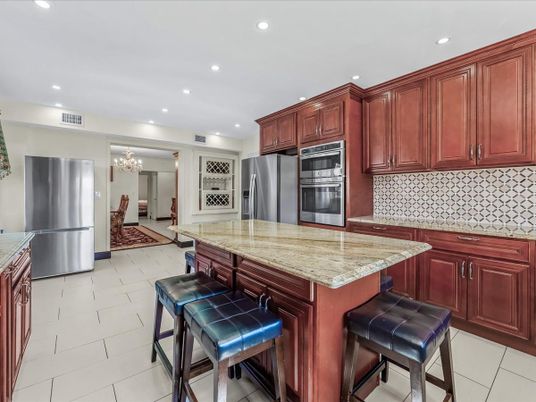 Chandelier, Interior, Kitchen, Recessed Lighting, Stainless Steel Appliances